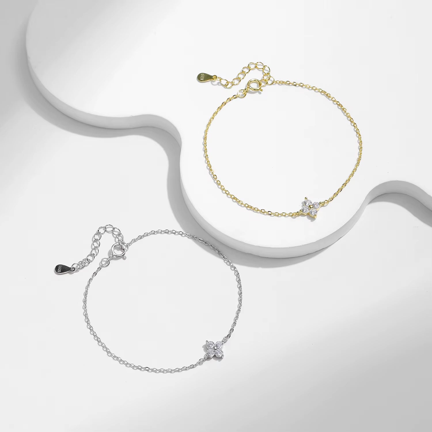 Avessa Stackable Luck Bracelet