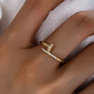 Avessa Nail Ring - 2