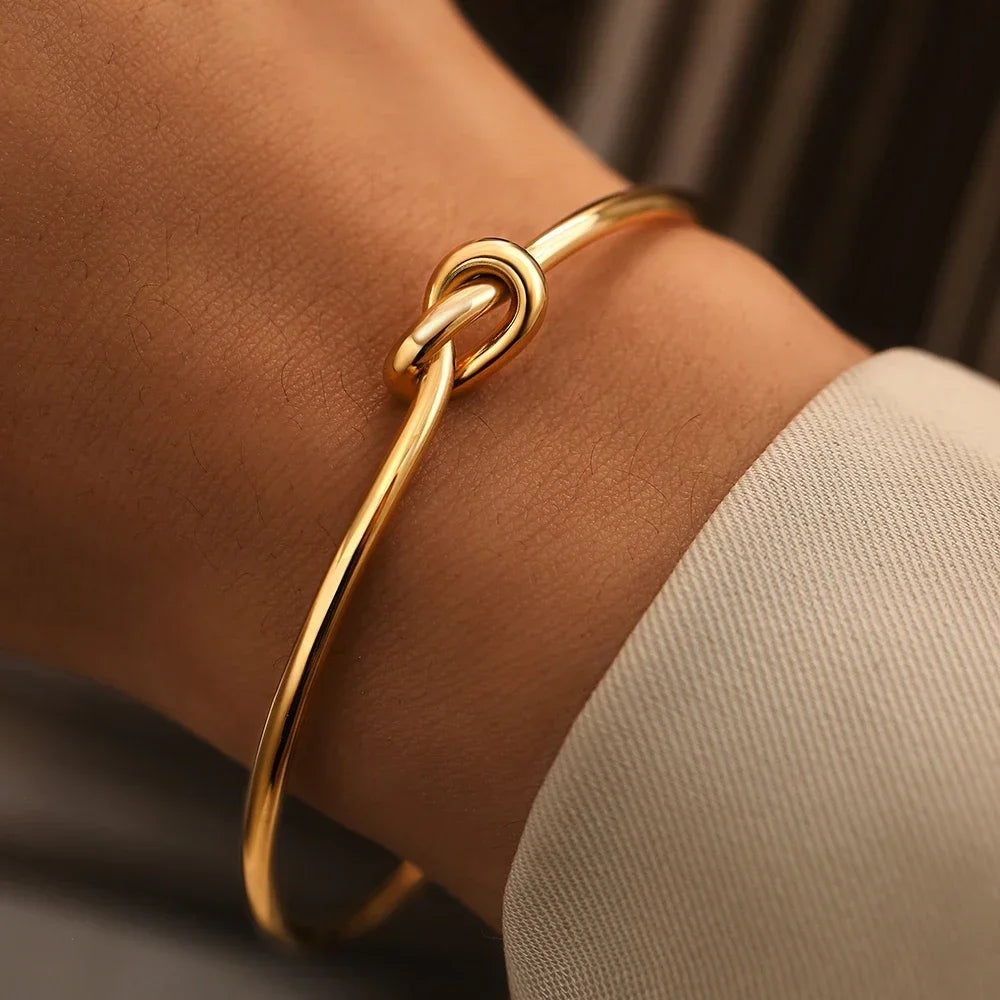 Avessa Vintage Twist