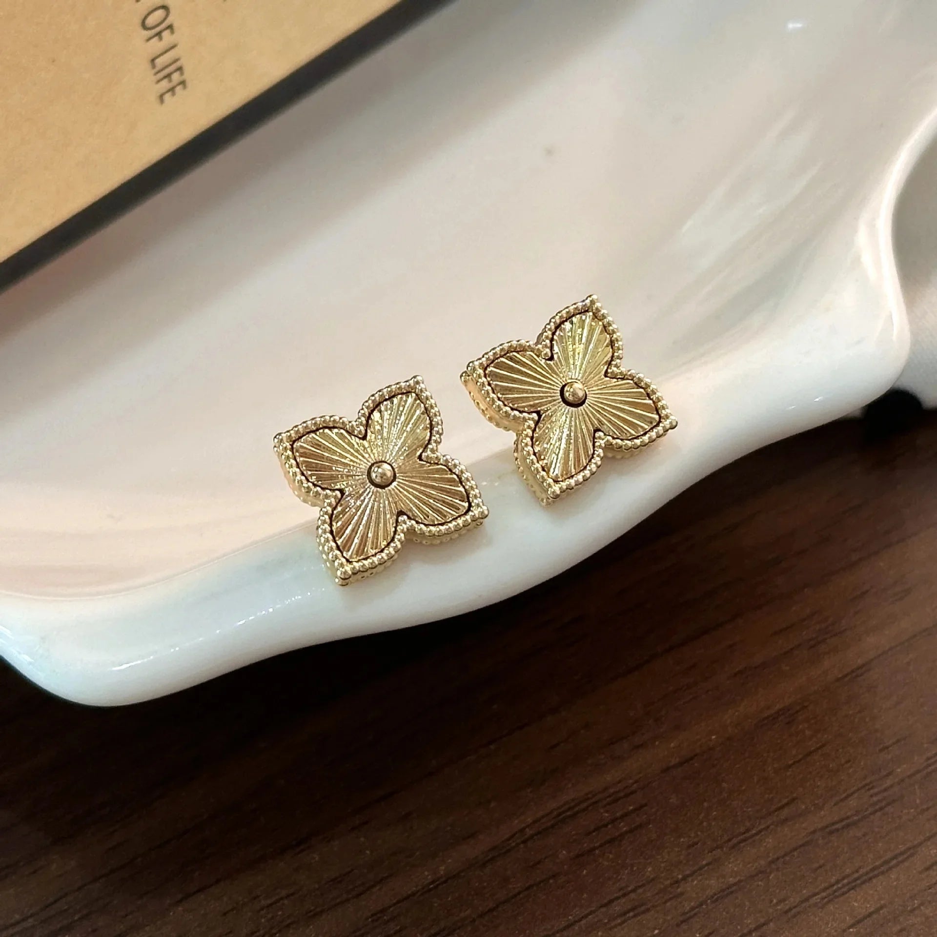 Avessa Floral Clévar