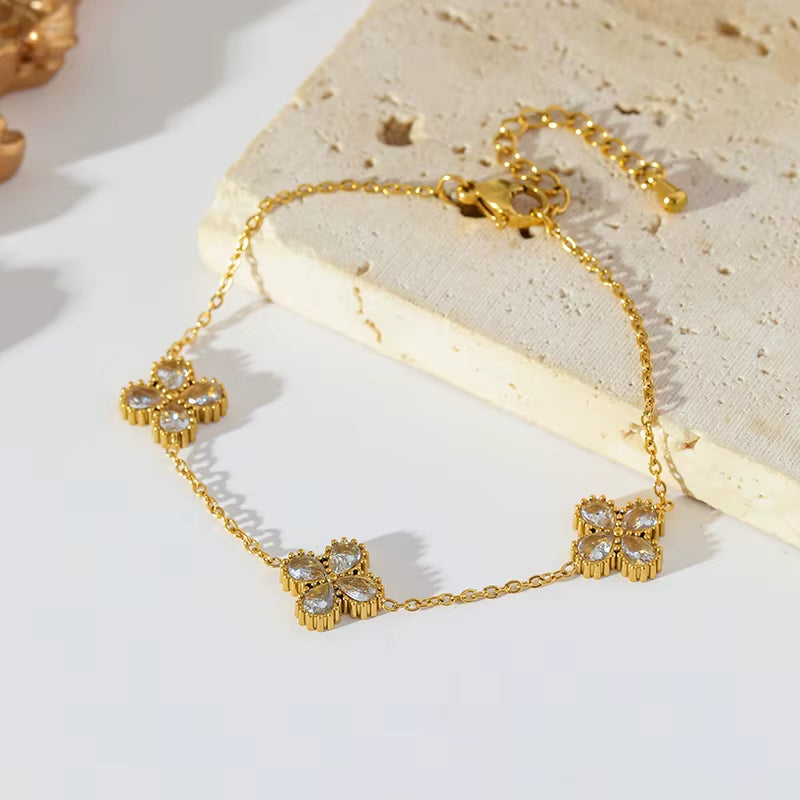 316L Stainless Steel Flower Petal White Zircon Bracelet for Women Fashion Wrist Chain Waterproof Jewelry Lady Gift